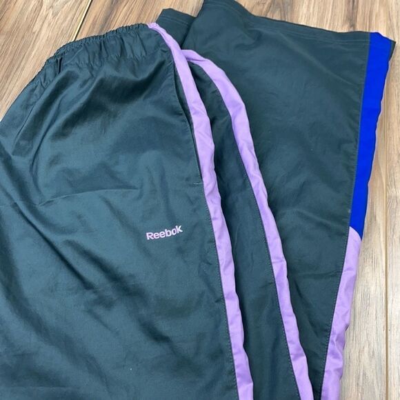 Reebok. Ladies workout basketball track pants. Med - Picture 2 of 13